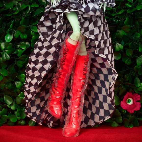 MONSTER HIGH HARMONIE OFF-WHITE COLLECTION - Picture 13 of 14